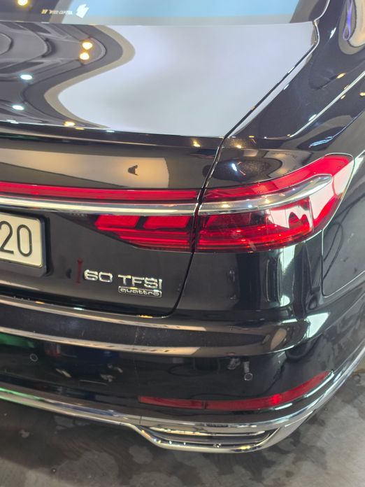 Audi A8 2021
