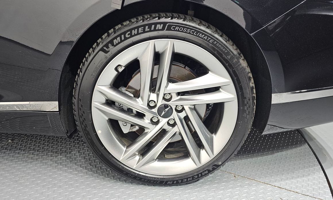 Genesis G80 2025