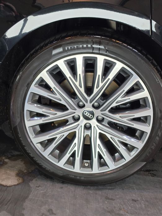 Audi A8 2021