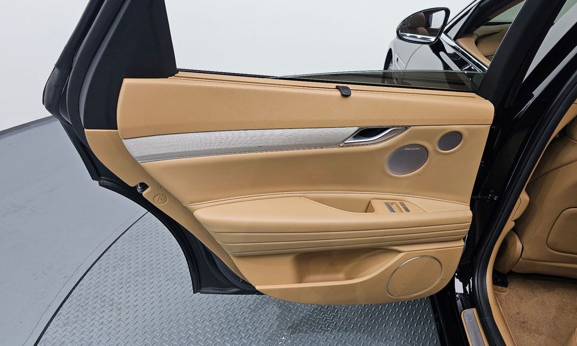 Genesis G80 2025