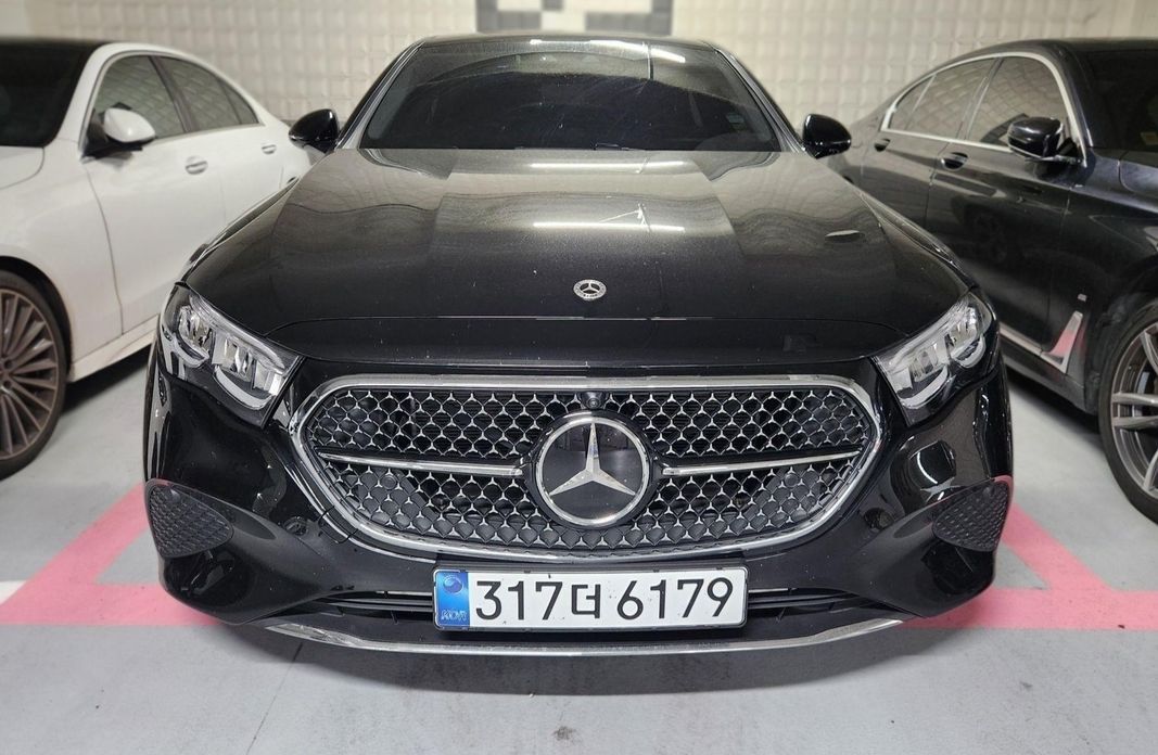 Mercedes-Benz E-Class 2025