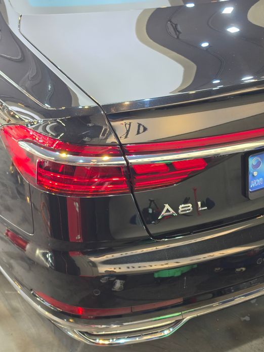 Audi A8 2021