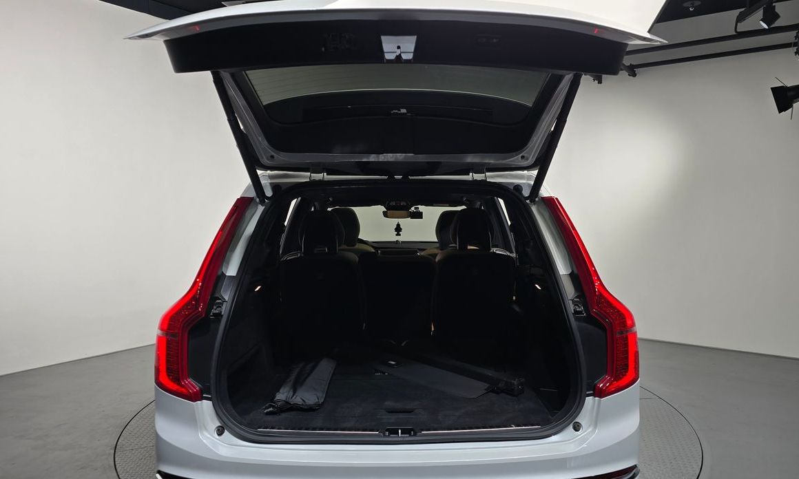 Volvo XC90 2023