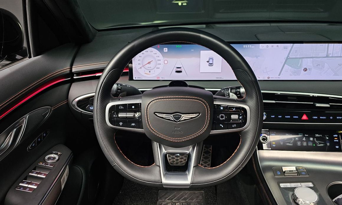 Genesis GV70 2025