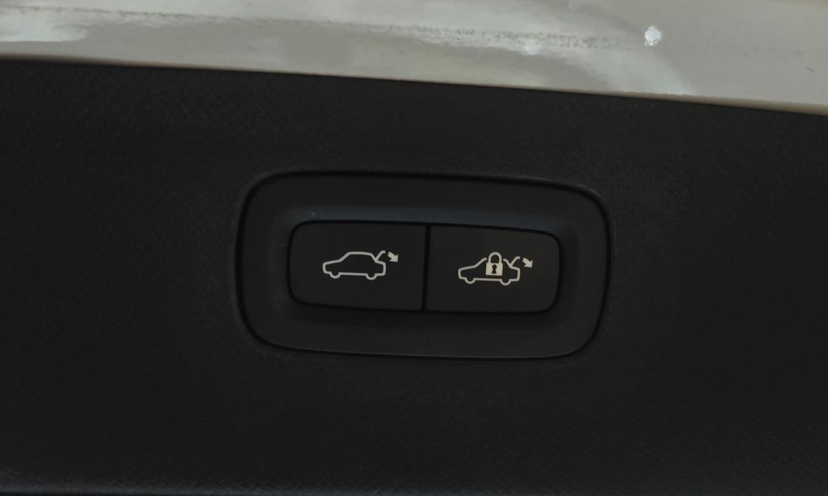 Volvo XC90 2023