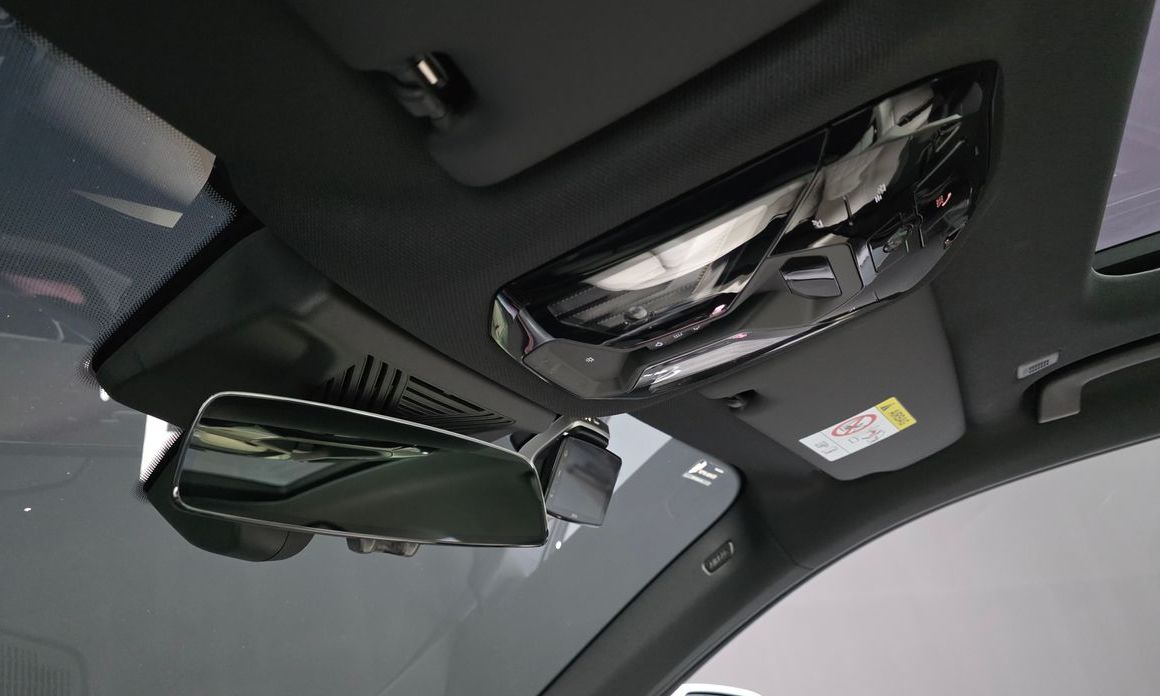 BMW 5-Series 2025