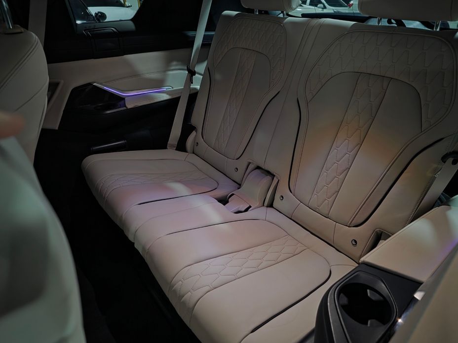 BMW X7 2021