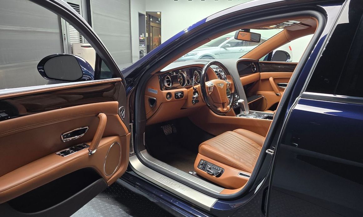 Bentley Flying Spur 2017