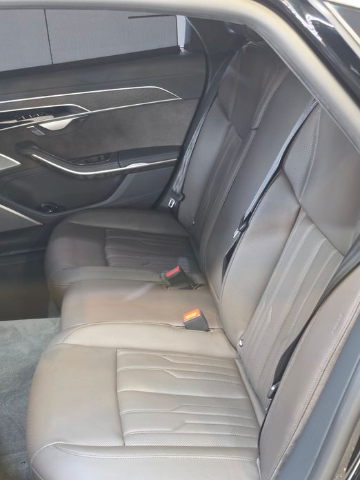 Audi A8 2021
