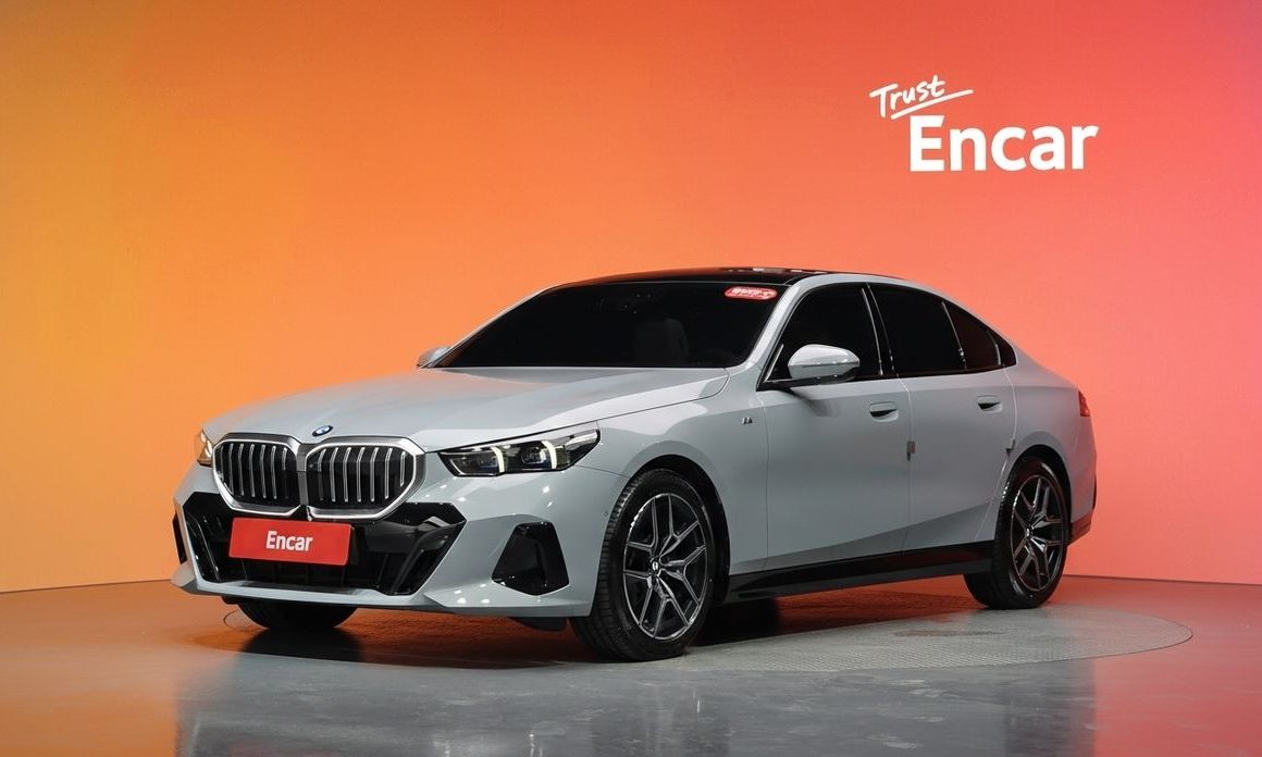 BMW 5-Series 2025