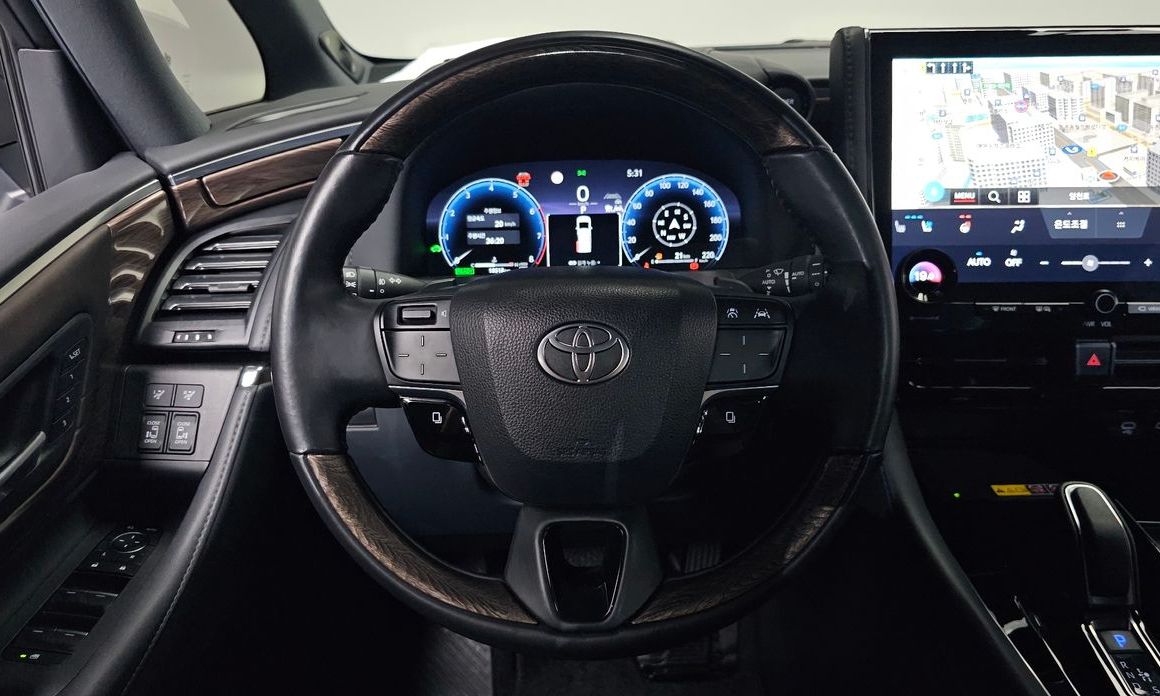 Toyota Alphard 2024