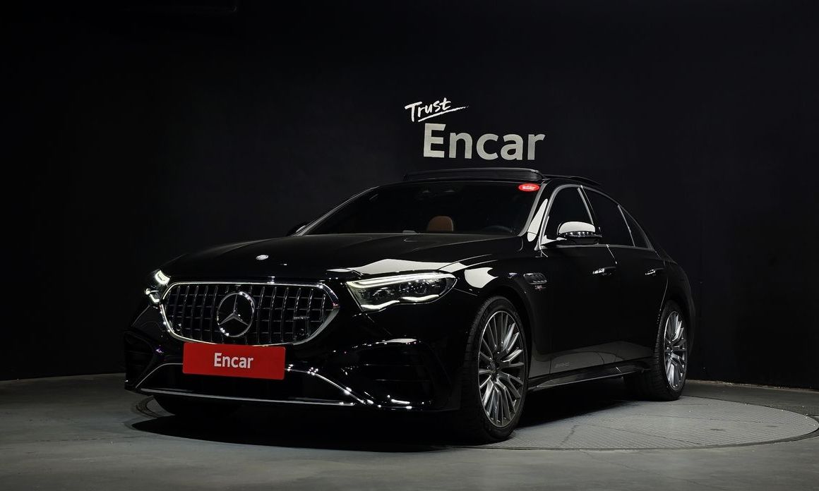 Mercedes-Benz E-Class 2025
