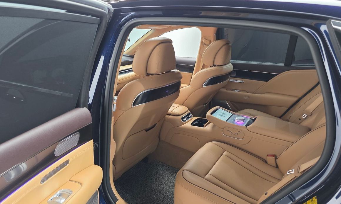 Genesis G90 2023