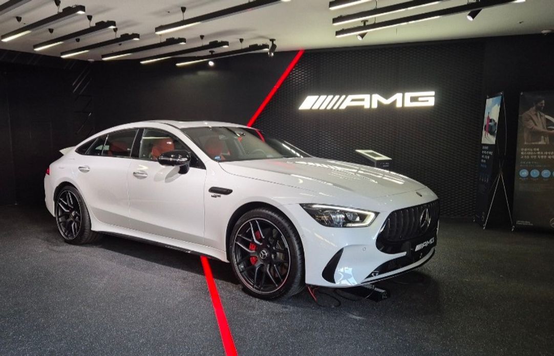 Mercedes-Benz AMG GT 2024