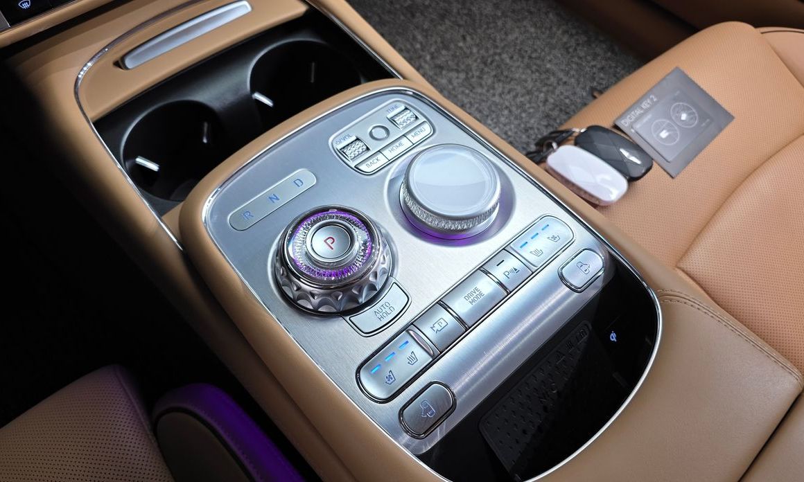 Genesis G90 2023