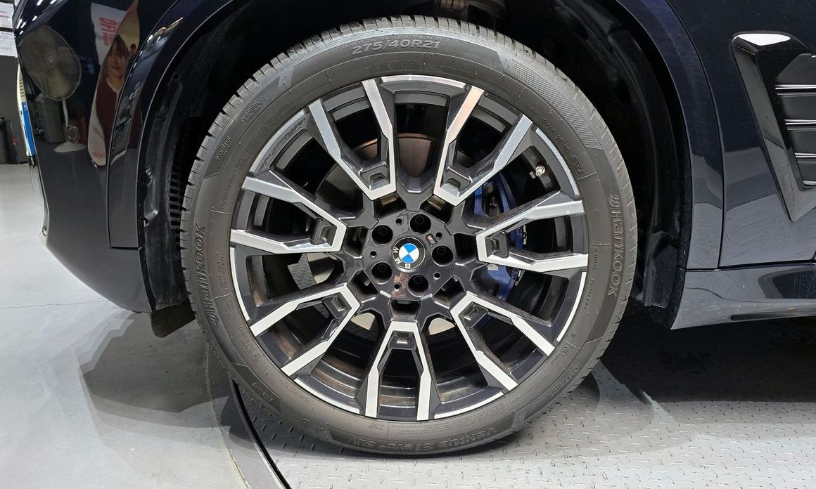 BMW X5 2025