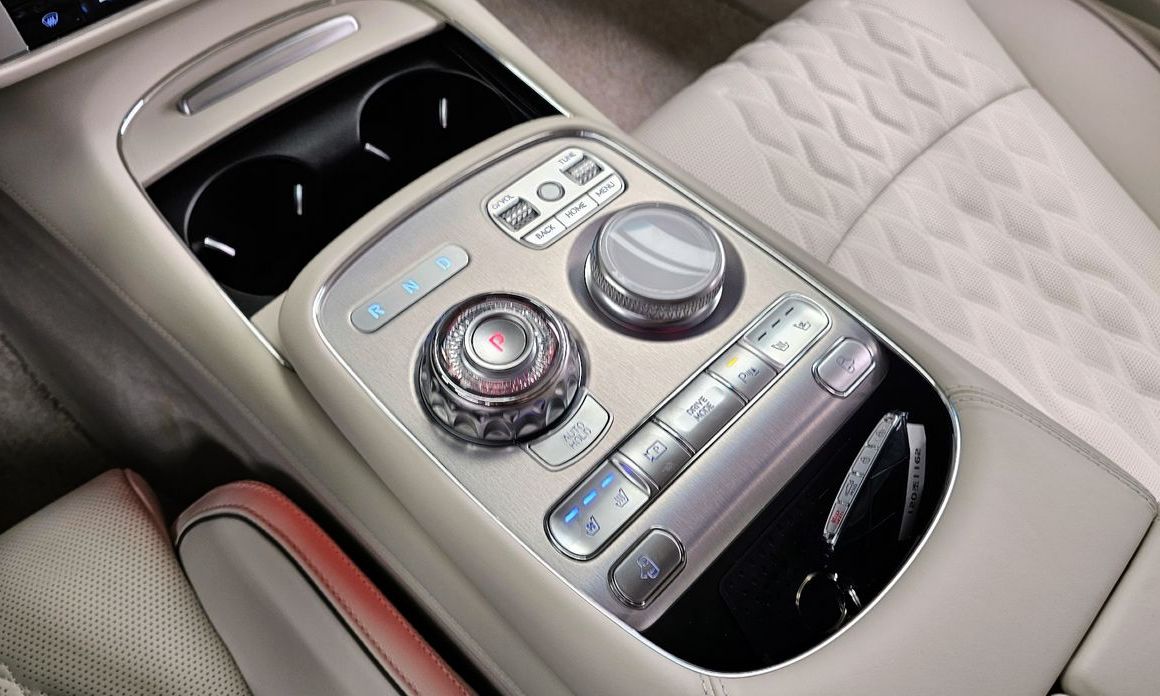 Genesis G90 2024