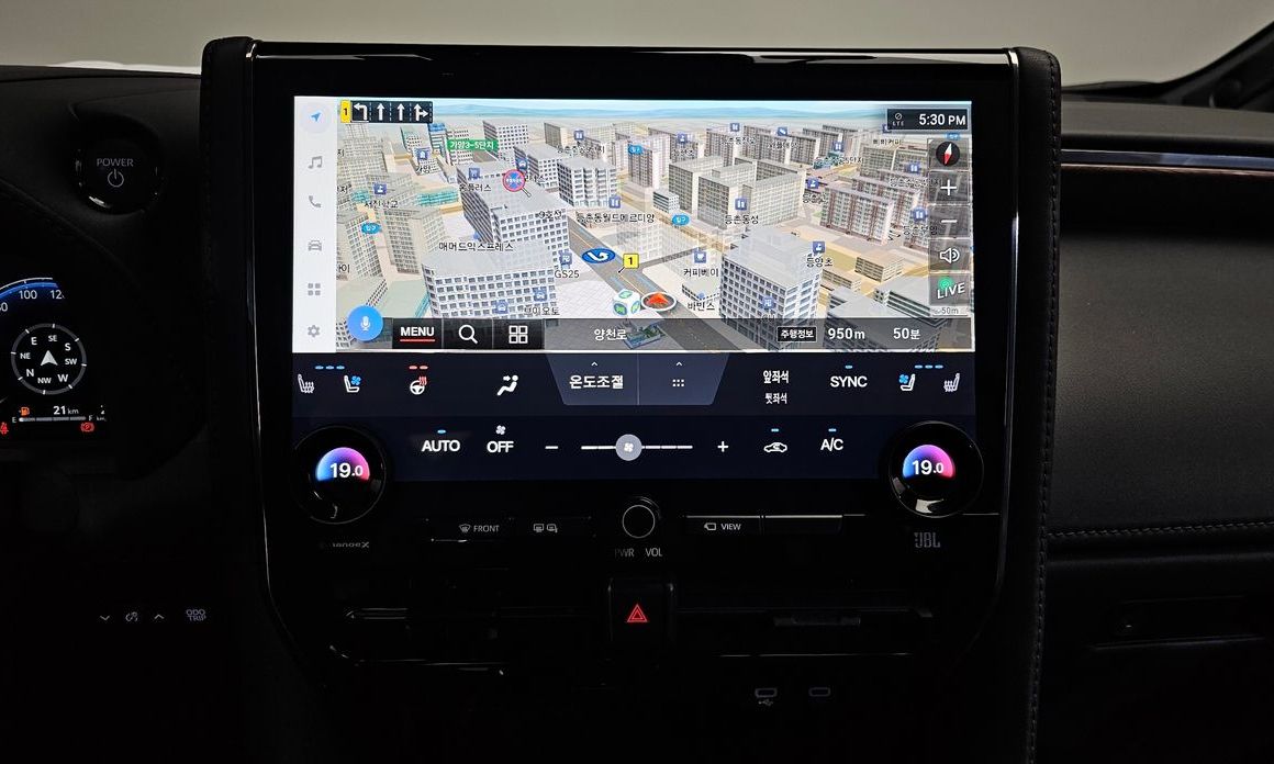 Toyota Alphard 2024