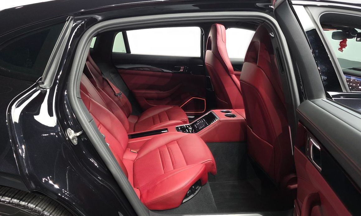 Porsche Panamera 2023