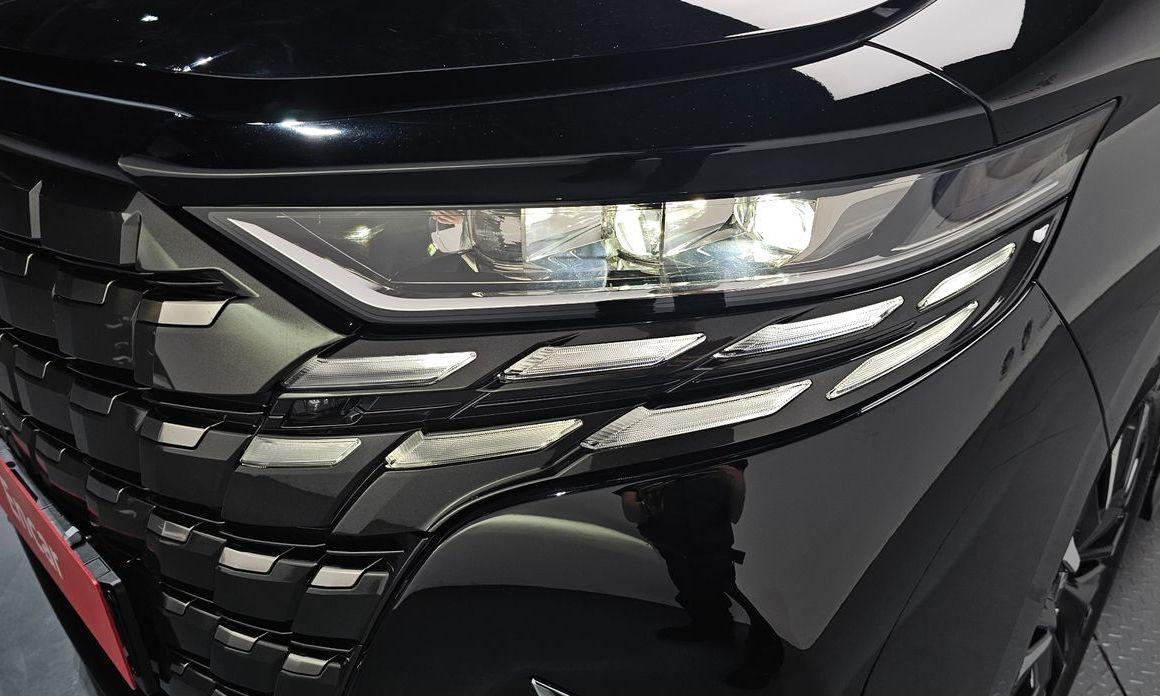 Toyota Alphard 2024