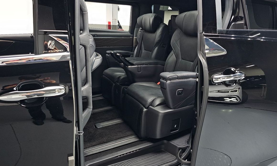 Toyota Alphard 2024
