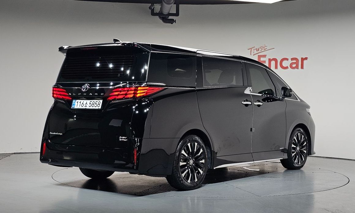 Toyota Alphard 2024