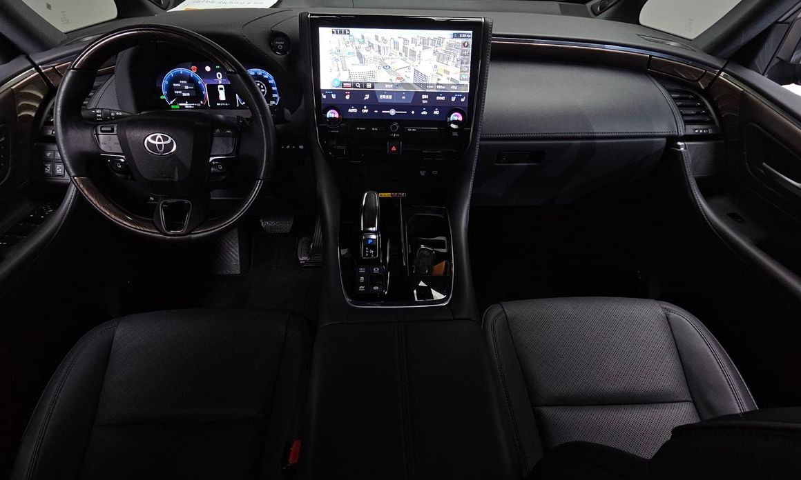 Toyota Alphard 2024