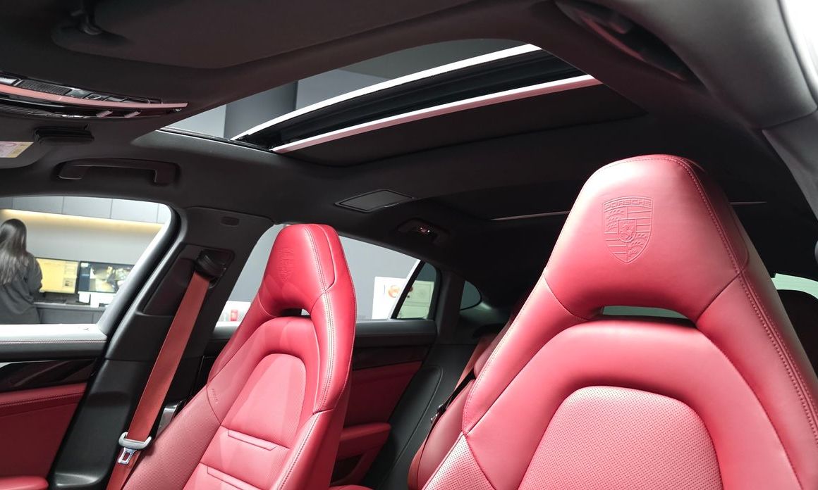 Porsche Panamera 2023