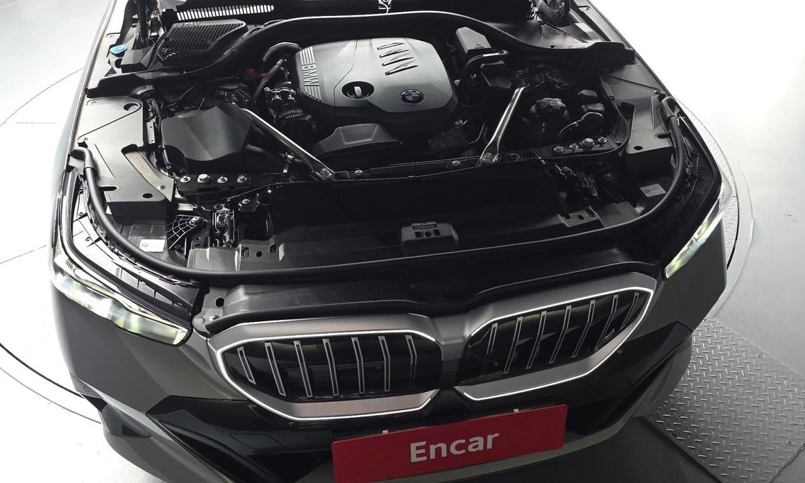 BMW 5-Series 2026