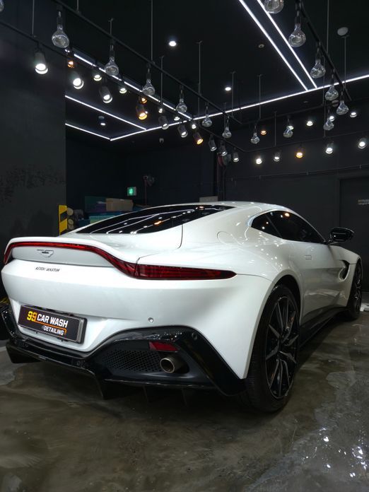 Astonmartin Vantage 2019