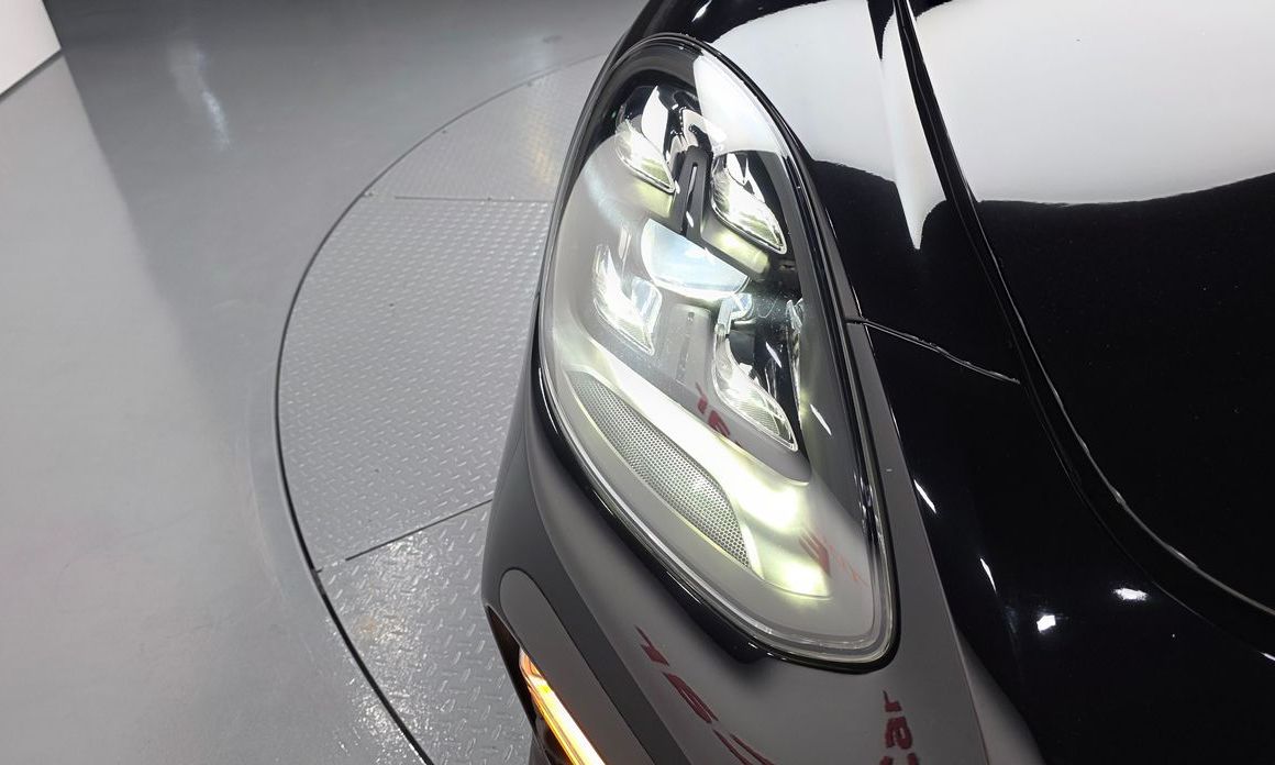 Porsche Panamera 2023
