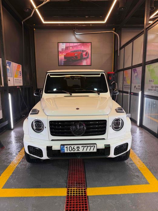 Mercedes-Benz G-Class 2025