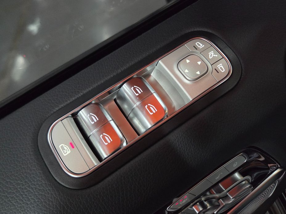 Mercedes-Benz G-Class 2025