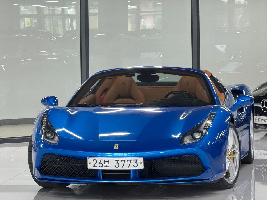 Ferrari 488 2019