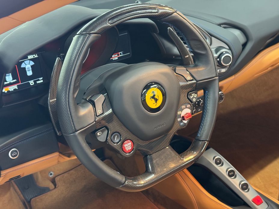 Ferrari 488 2019