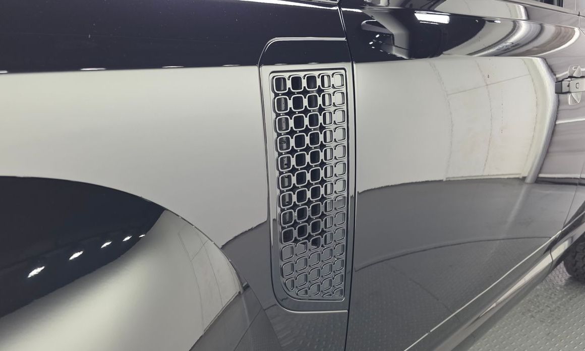 Land Rover Defender 2026