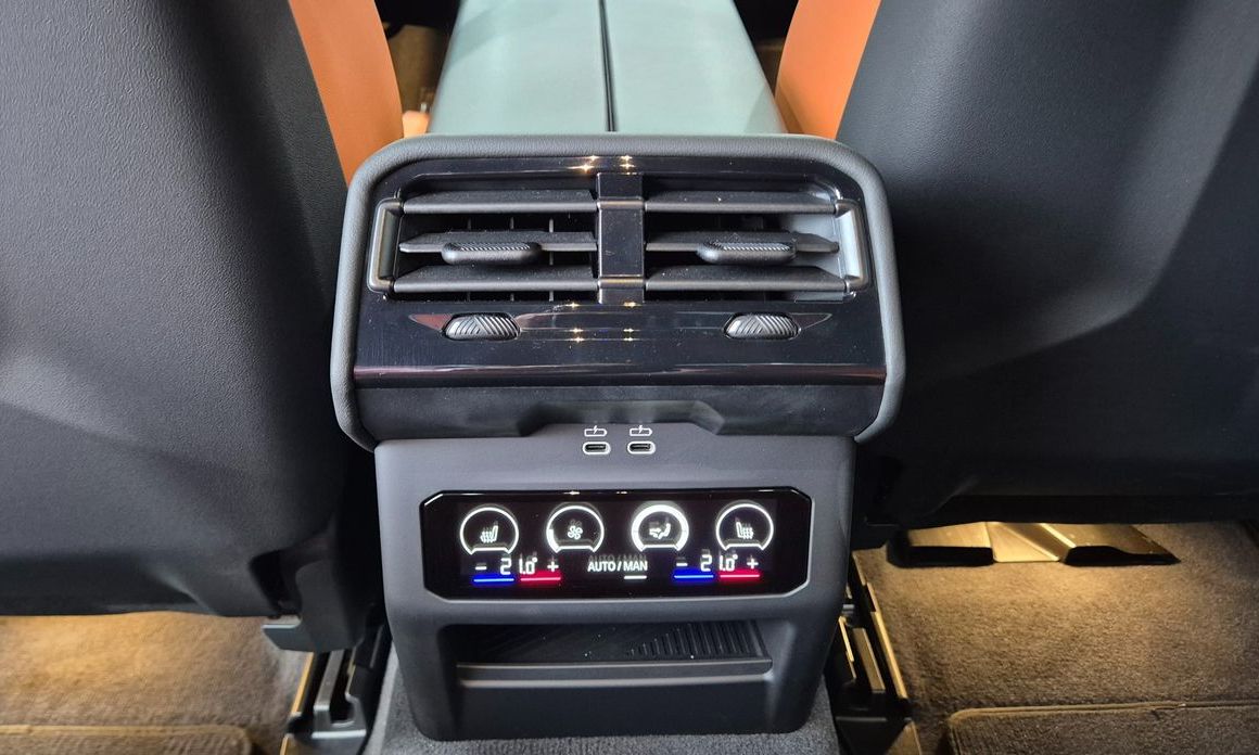 BMW M5 2025