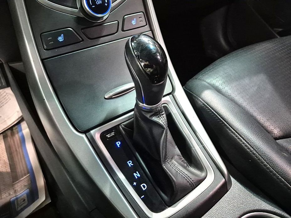 Hyundai AVANTE 2014