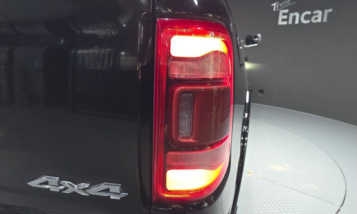 Dodge Ram Pick Up 2021