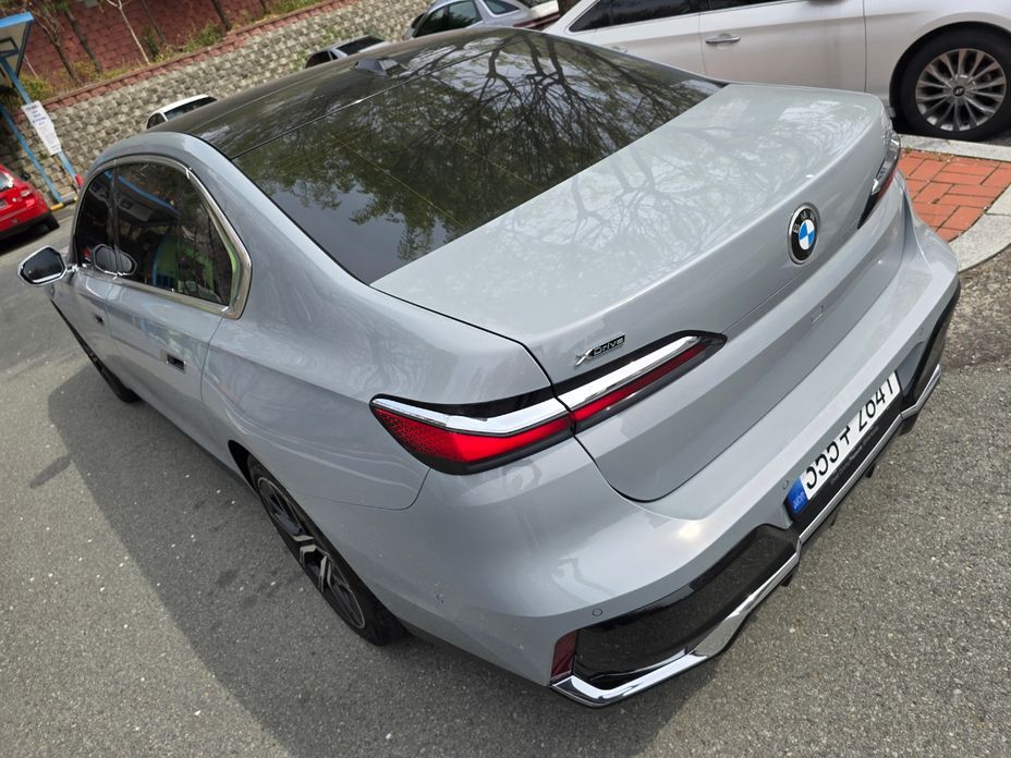 BMW 7-Series 2025