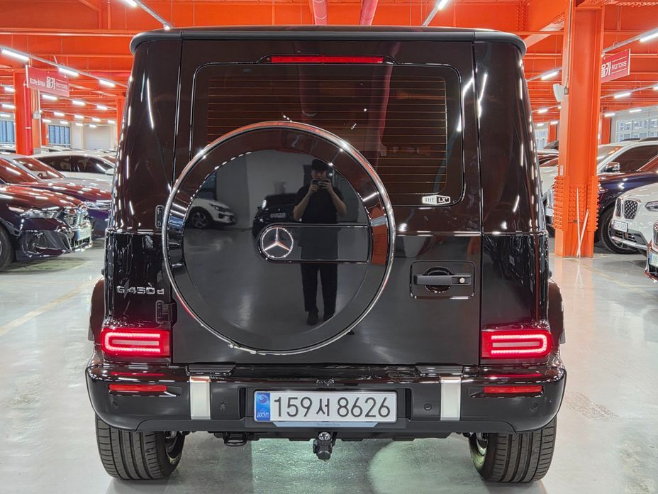 Mercedes-Benz G-Class 2025