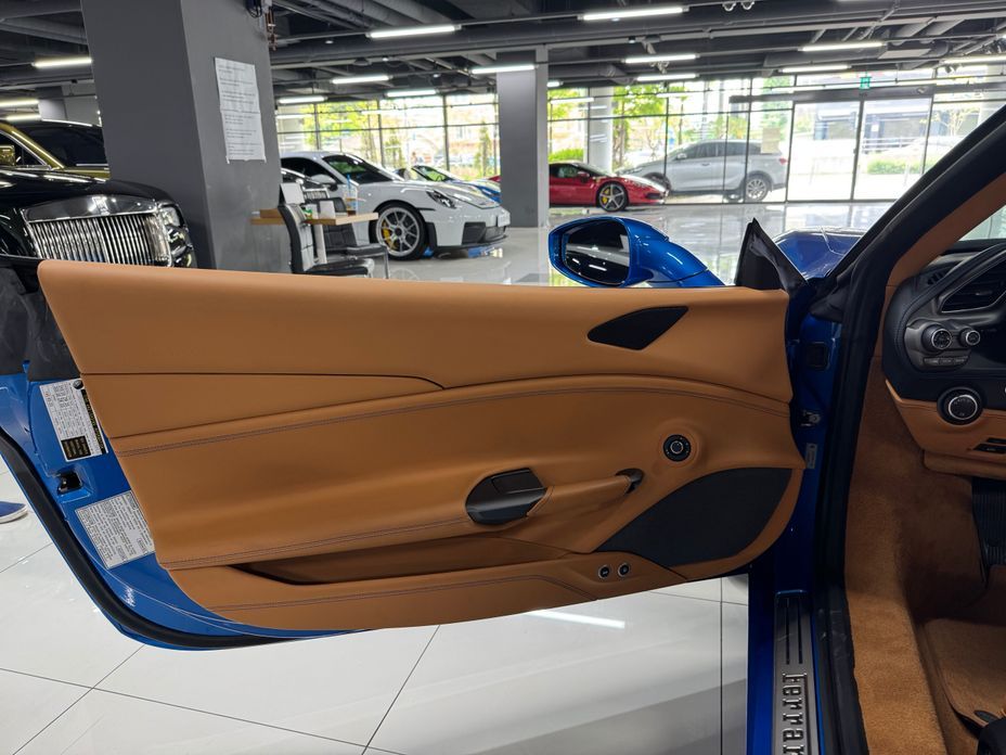 Ferrari 488 2019