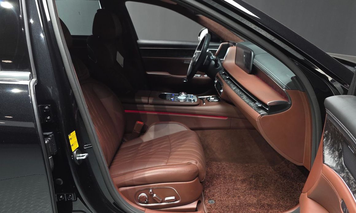 Genesis G90 2023