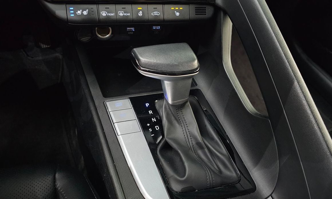Hyundai AVANTE 2022