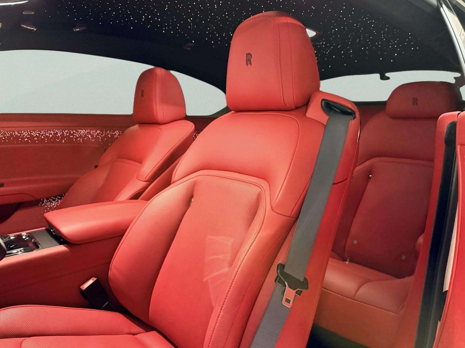 Rolls-Royce Spectre 2025