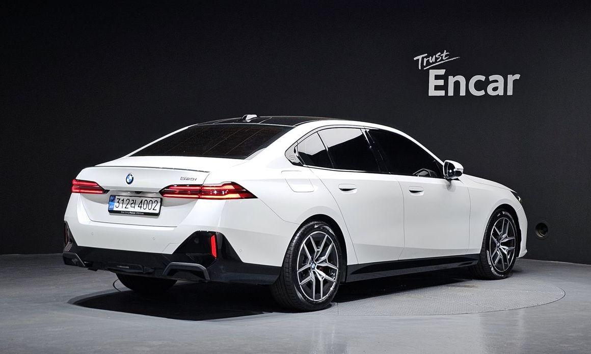 BMW 5-Series 2026