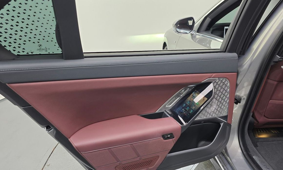 BMW i7 2023