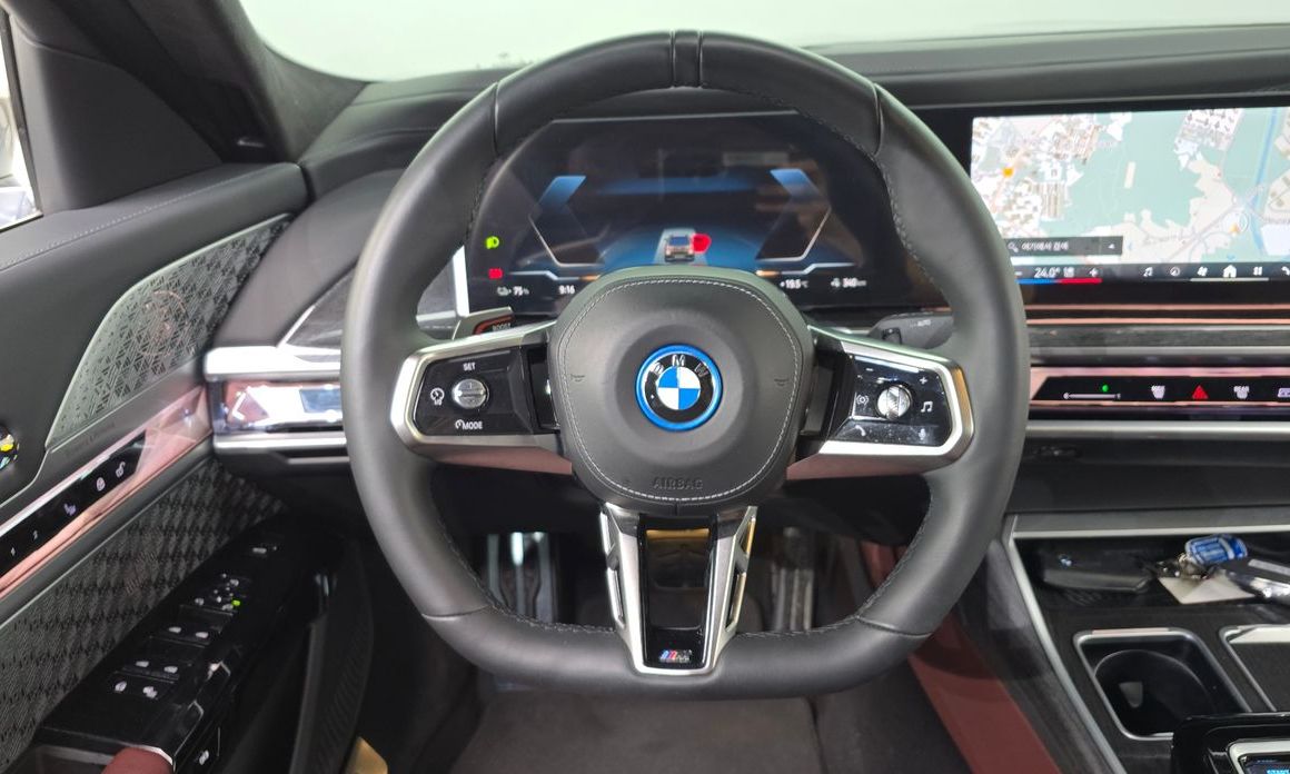 BMW i7 2023