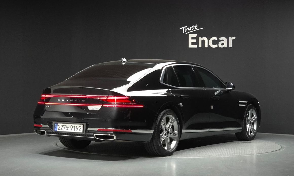Genesis G90 2023
