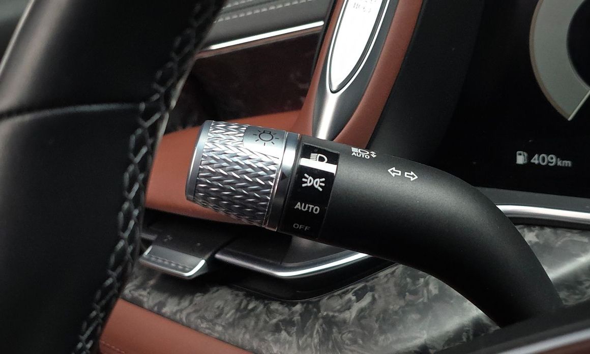 Genesis G90 2023